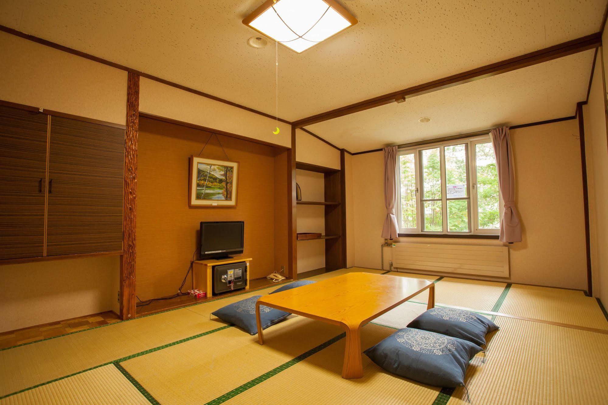 Hotel Mutsumi Shiga Kogen Eksteriør bilde